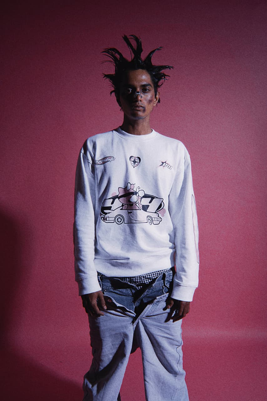 HELLO KITTY SWEATSHIRT