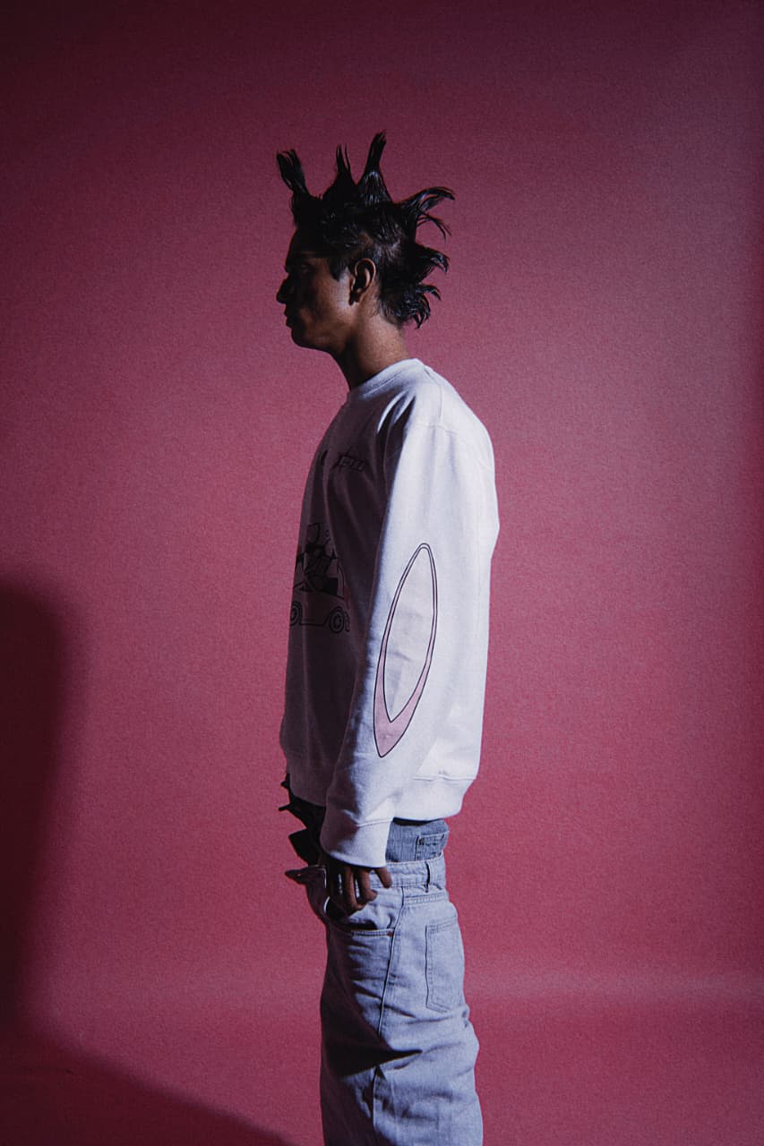 HELLO KITTY SWEATSHIRT